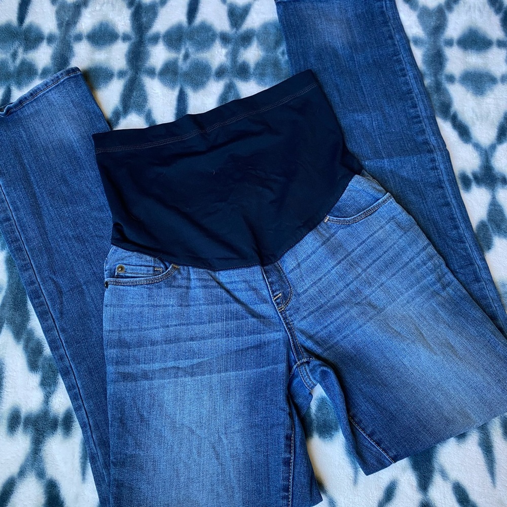 Liz Lange Maternity Jeans 4